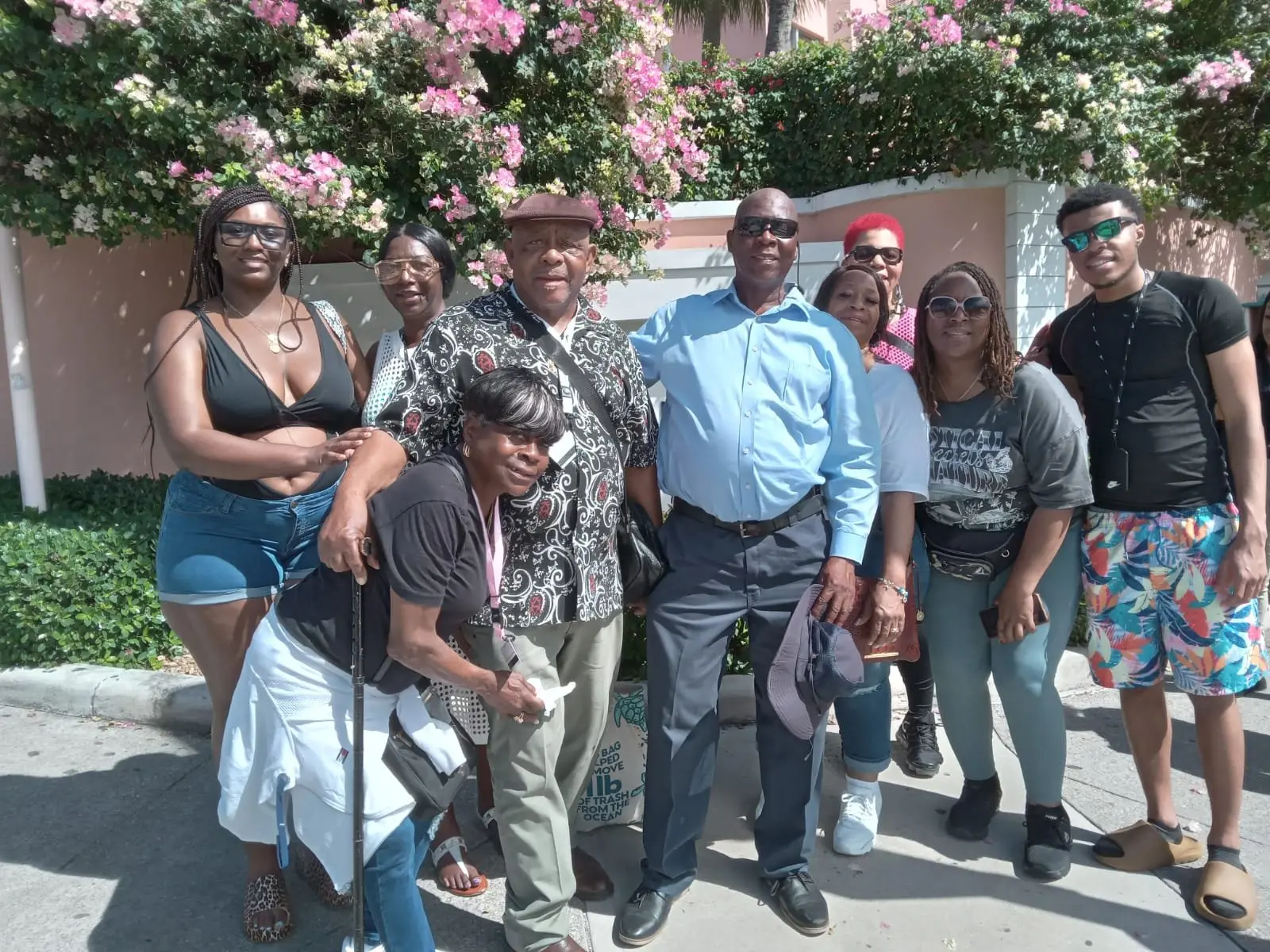 Sir Guillaume's tour group at a Nassau garden stop